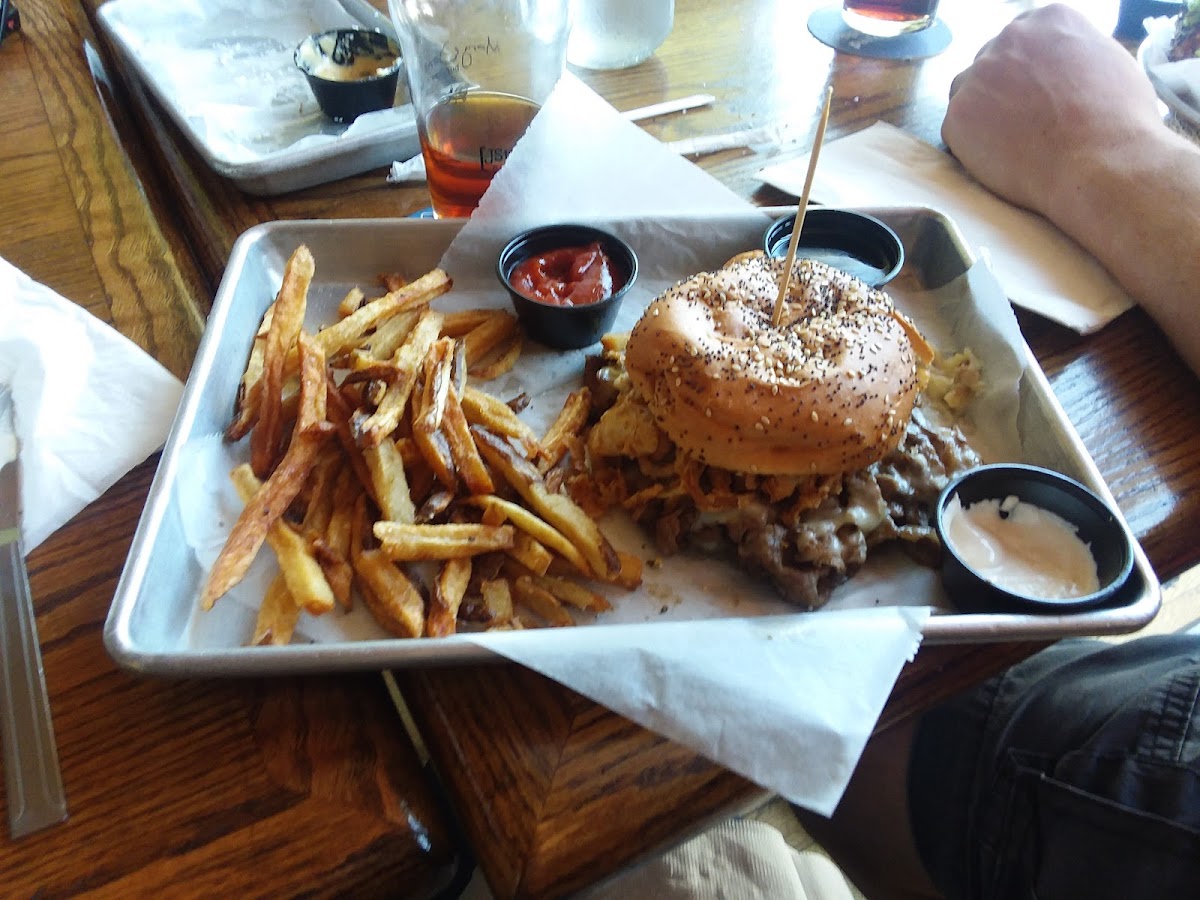 Mary Jane Burgers & Brew-6